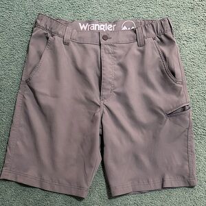 Wrangler Men's Gray Cargo Shorts
